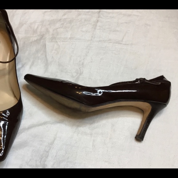 Anne Klein 9M Brown Leather Ankle Wrap Pumps EUC - Picture 3 of 8